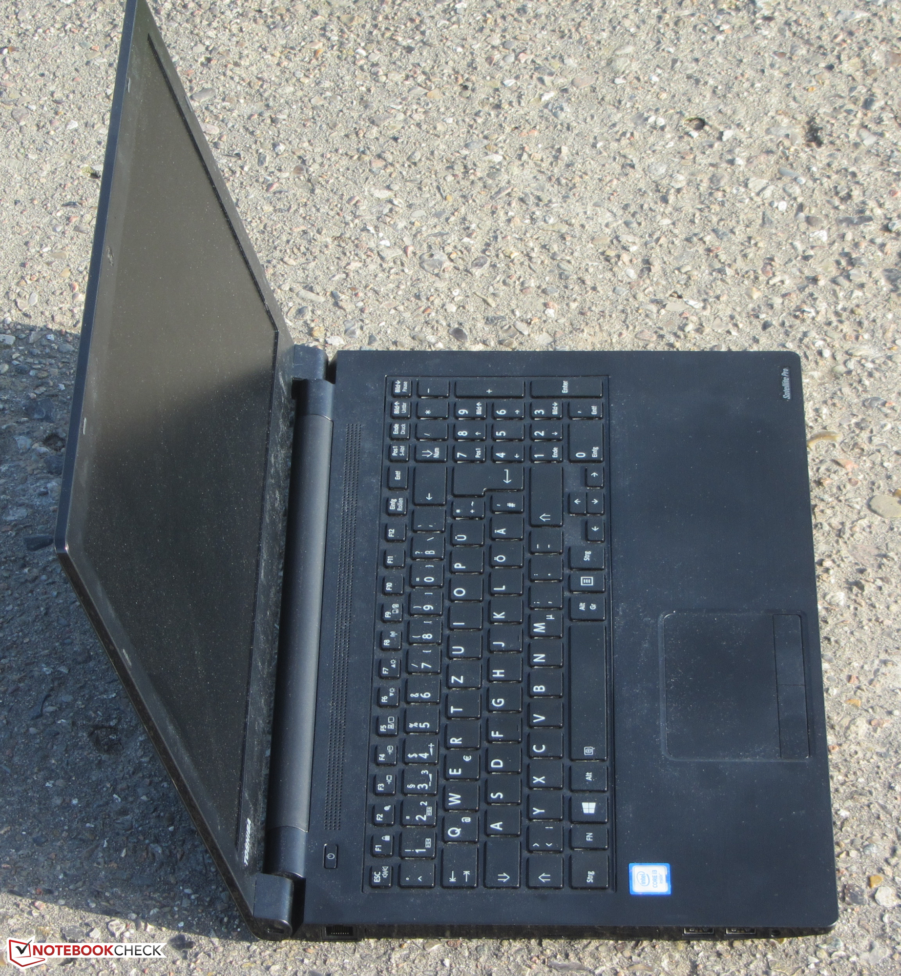 Test Toshiba Satellite Pro R50-C-16V Laptop - Notebookcheck.com Tests