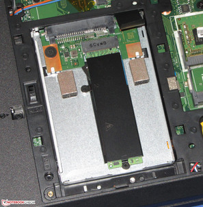 Lenovo verbaut eine NVMe-SSD.