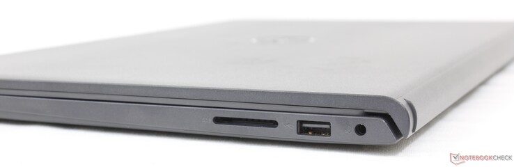 Rechts: SD-Kartenleser, USB-A 2.0, 3,5 mm Headset