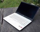 HP 14s mit Ryzen im Test: Billig-Laptop verschenkt Potenzial