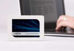 Im Test: Crucial MX500 4 TB. Testgerät zur Verfügung gestellt von Crucial Deutschland.