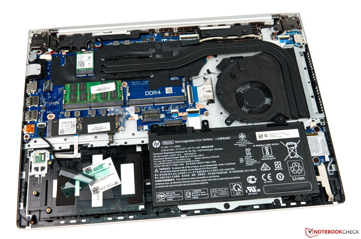 Das HP ProBook 455 G7 ohne Bodenplatte