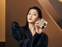 Eine Kooperation mit einem Modemagazin und der Schauspielerin und Sängerin Guan Xiao Tong liefert die ersten Promobilder zum Huawei P50 Pocket Foldable.