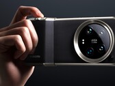 Mit dem Kamera-Handgriff wird das Xiaomi 14 Ultra zur ergonomischen Kompaktkamera. (Bild: Xiaomi)