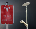 Künftig auch WiFi am Supercharger: Tesla-Fahrer können beim Aufladen in Zukunft übers WLAN zocken und streamen.