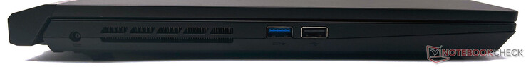 Links: Ladeanschluss, USB 3.2 Gen. 1 Typ-A, USB 2.0 Typ-A