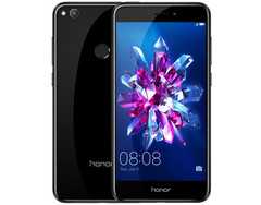 Das Honor 8 Light in Finnland entspricht dem hierzulande gestarteten Huawei P8 Lite.