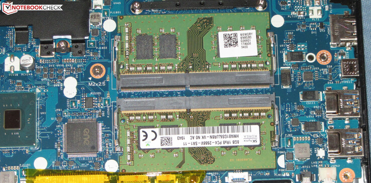 Der Acer Rechner verfügt über zwei Arbeitsspeicherbänke.