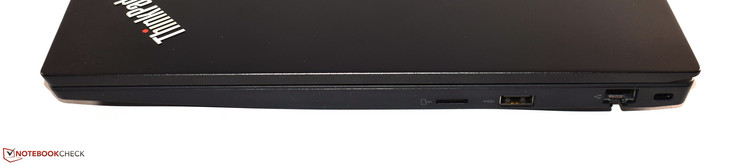 rechts: MicroSD-Kartenleser, USB-Typ-A-2.0, RJ45-Ethernet, Kensington-Lock