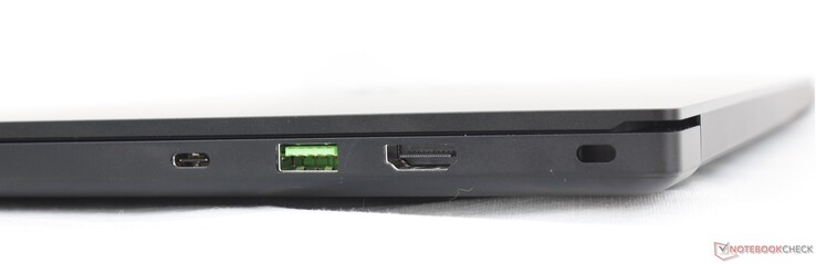 Rechts: USB-C 3.2 Gen. 2 mit DisplayPort 1.4 und Power Delivery, USB-A 3.2 Gen. 2, HDMI 2.1, Kensington lock