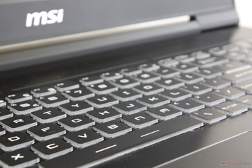 Von MSI-Laptops der G-Reihe bekanntes SteelSeries-Layout und leises Tastenfeedback