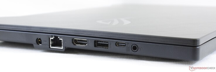 Links: Strom, Gigabit RJ-45, HDMI 2.0b, USB 3.1 Gen. 1 Type-A, USB 3.1 Gen. 2 Type-C with DisplayPort 1.4, 3.5-mm-Komboaudio