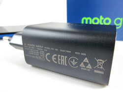 30-Watt-Netzeil des Motorola Moto G9 Plus
