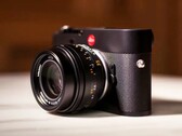 Das Leica Noctilux-M 1.2/35 ASPH. ist sehr kompakt, aber relativ schwer. (Bildquelle: Leica)