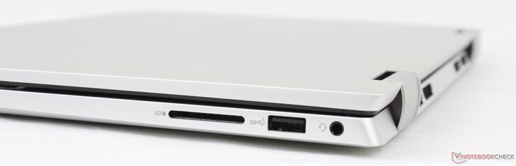 Rechts: SD-Reader, USB-A 3.2 Gen 1, 3.5 mm Headset