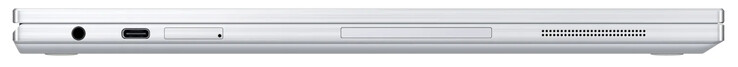 Linke Seite: Audiokombo, USB 3.2 Gen 1 (Typ C; Power Delivery, Displayport per USB-C, Speicherkartenleser (MicroSD)