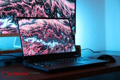 Das neue Dell G16 getestet: Preiswerter Gamer mit Riesennetzteil