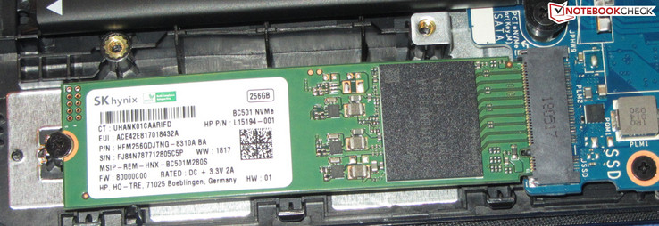 Eine NVMe-SSD befindet sich an Bord