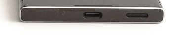 unten: USB-C-Anschluss, Lautsprecher