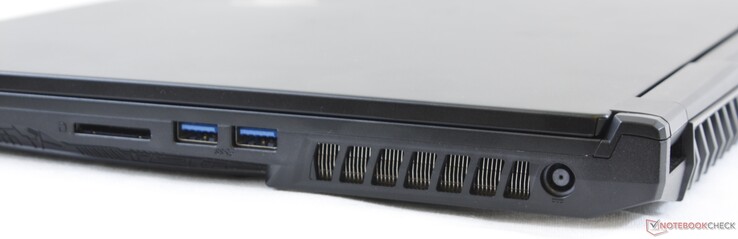 Rechts: SD-Kartenleser, 2x USB 3.1 Gen. 1, Netzanschluss