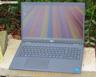 Dell Latitude 3520 im Test: Core-i5-Office-Laptop bietet gute Laufzeiten