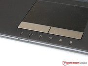 Besser gefällt uns das präzise Synaptics-Touchpad. Besser gefällt uns das präzise Synaptics-Touchpad.
