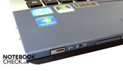 Drei farbige LEDs zeigen optisch einige Aktivitäten des Notebooks Drei farbige LEDs zeigen optisch einige Aktivitäten des Notebooks