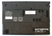 Die Unterseite vom 14-Zoll-Notebook Die Unterseite vom 14-Zoll-Notebook