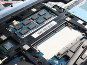 Vier Gigabyte RAM stecken als ein Modul, ein Platz ist noch frei.