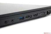 USB 3.0, eSATA und HDMI befinden auf der rechten Seite