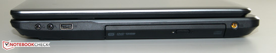 Links: Kopfhörerausgang, Mikrofoneingang, USB 2.0, DVD-Laufwerk, Netzteilanschluss