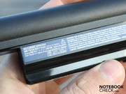 Er hat eine hohe Kapazität von 6.000 mAh.