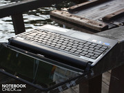 Das kleine Notebook soll dennoch eine achtstündige Laufzeit besitzen.