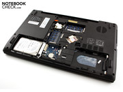 Die Bodenplatte kann großflächig in einem Stück abgenommen werden.