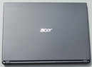Die Rückseite des Deckels besteht aus einer Aluminium-Magnesium-Legierung.