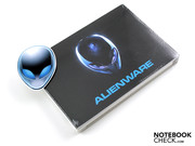 Handbuch, Alien-Sticker und dieser Adapter für SPDIF (Optischer Audio Anschluss)