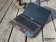 Auf der Suche nach einem unempfindlichen und stabilen Desktop-Replacement? Auf der Suche nach einem unempfindlichen und stabilen Desktop-Replacement?