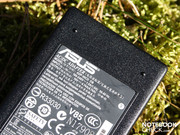 Es hat eine Leistung von 90 Watt und ist damit passend dimensioniert.