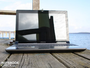 und dem Edge-to-Edge Display,