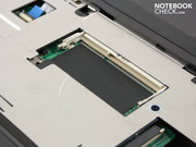 Hier finden wir im Übrigen den ersten RAM-Slot.