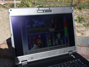 Höchste Luminanz (310 cd/m²), Akku Höchste Luminanz (310 cd/m²), Akku