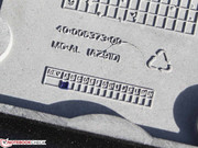 Das gesamte Notebook besteht aus einer MG-AL-Legierung. Das gesamte Notebook besteht aus einer MG-AL-Legierung.