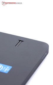 In Sachen Sicherheit hilft der Fingerabdruckscanner, außerdem bietet Dell Software für Verschlüsselung und Datenschutz.