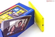 Als Betriebssystem kommt Windows Phone 8 zum Einsatz.