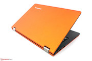 Je nach Geschmack ist das Device in Orange oder Silber erhältlich. Je nach Geschmack ist das Device in Orange oder Silber erhältlich.