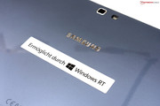 Als Betriebssystem nutzt Samsung das neue Microsoft Windows RT.