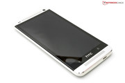 Wir testen das neue HTC One Smartphone in Glacial Silver.