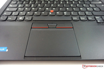 Clickpad und Trackpoint