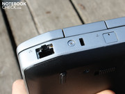 Bei den Anschlüssen hat Dell nicht geknausert, eSATA, FireWire, HDMI und ExpressCard54,