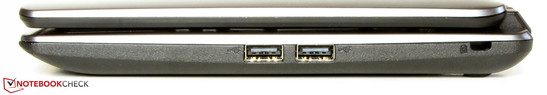 rechte Seite: 2x USB 2.0, Steckplatz für ein Kensington Schloss